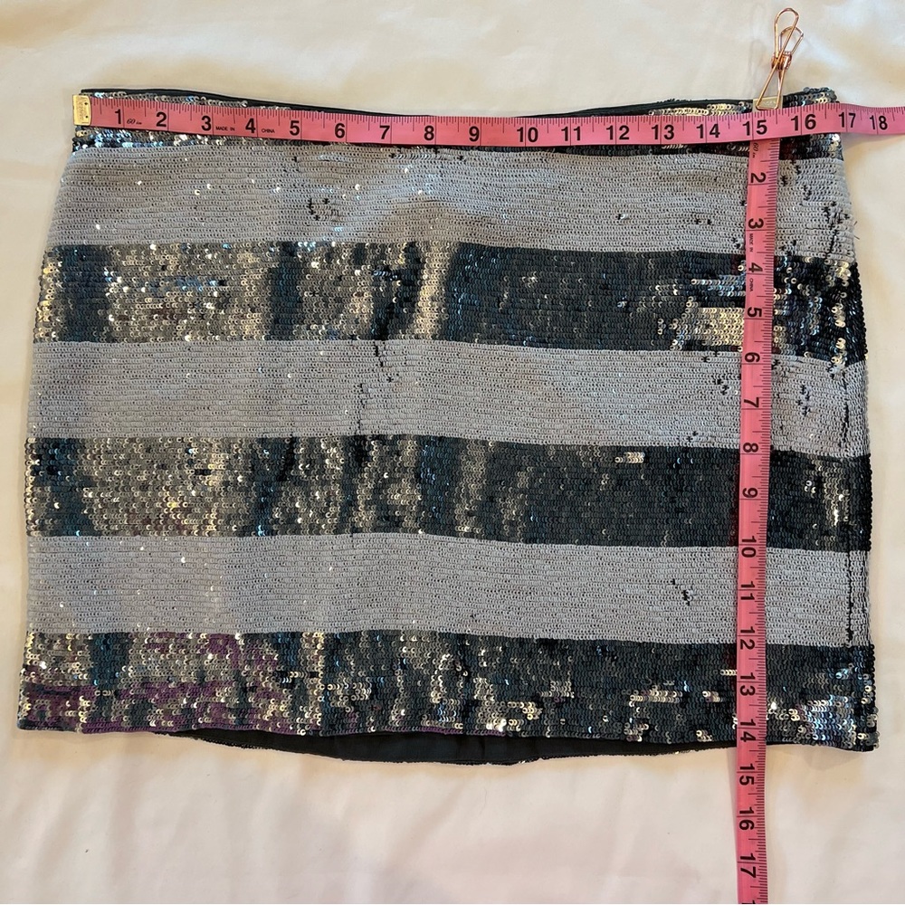 NEW Haute Hippie Striped Metallic Sequins 100% Silk Mini Skirt $395 MSRP LARGE - Picture 16 of 16